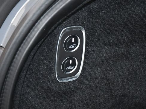 Used 2023 Aston Martin DBX AWD/4WD image 67