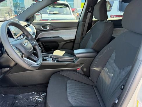 Used 2025 Jeep Compass Sport AWD/4WD image 12