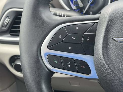 Used 2023 Chrysler Voyager LX FWD image 26