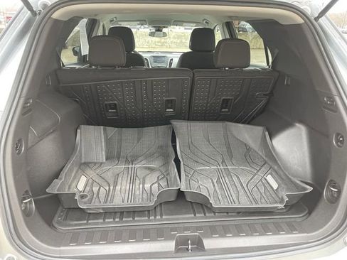 Used 2024 Chevrolet Equinox LS w/ LS Convenience Package image 23