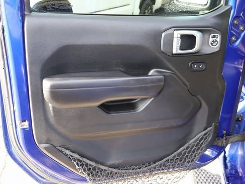 Used 2018 Jeep Wrangler Unlimited Sport S image 28