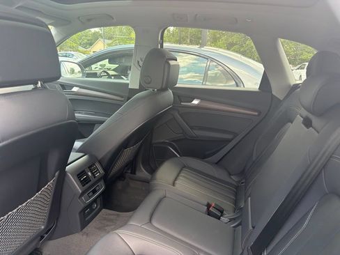 Used 2022 Audi Q5 2.0T Premium Plus w/ Premium Plus Package AWD/4WD image 33