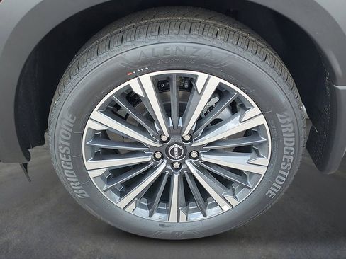 New 2026 Nissan Pathfinder Platinum FWD image 7