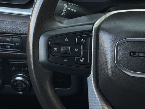Used 2022 GMC Yukon Denali AWD/4WD image 14