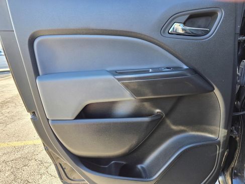 Used 2022 Chevrolet Colorado Z71 image 29