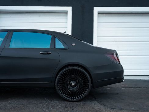 Used 2016 Mercedes-Benz Maybach S 600 image 12