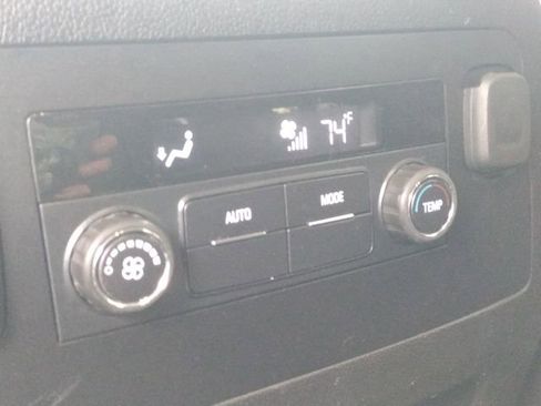 Used 2018 GMC Yukon SLE w/ Convenience Package image 46