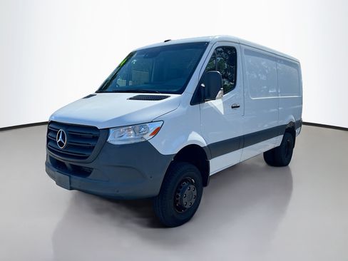 Used 2024 Mercedes-Benz Sprinter 3500 w/ Parking Package image 10