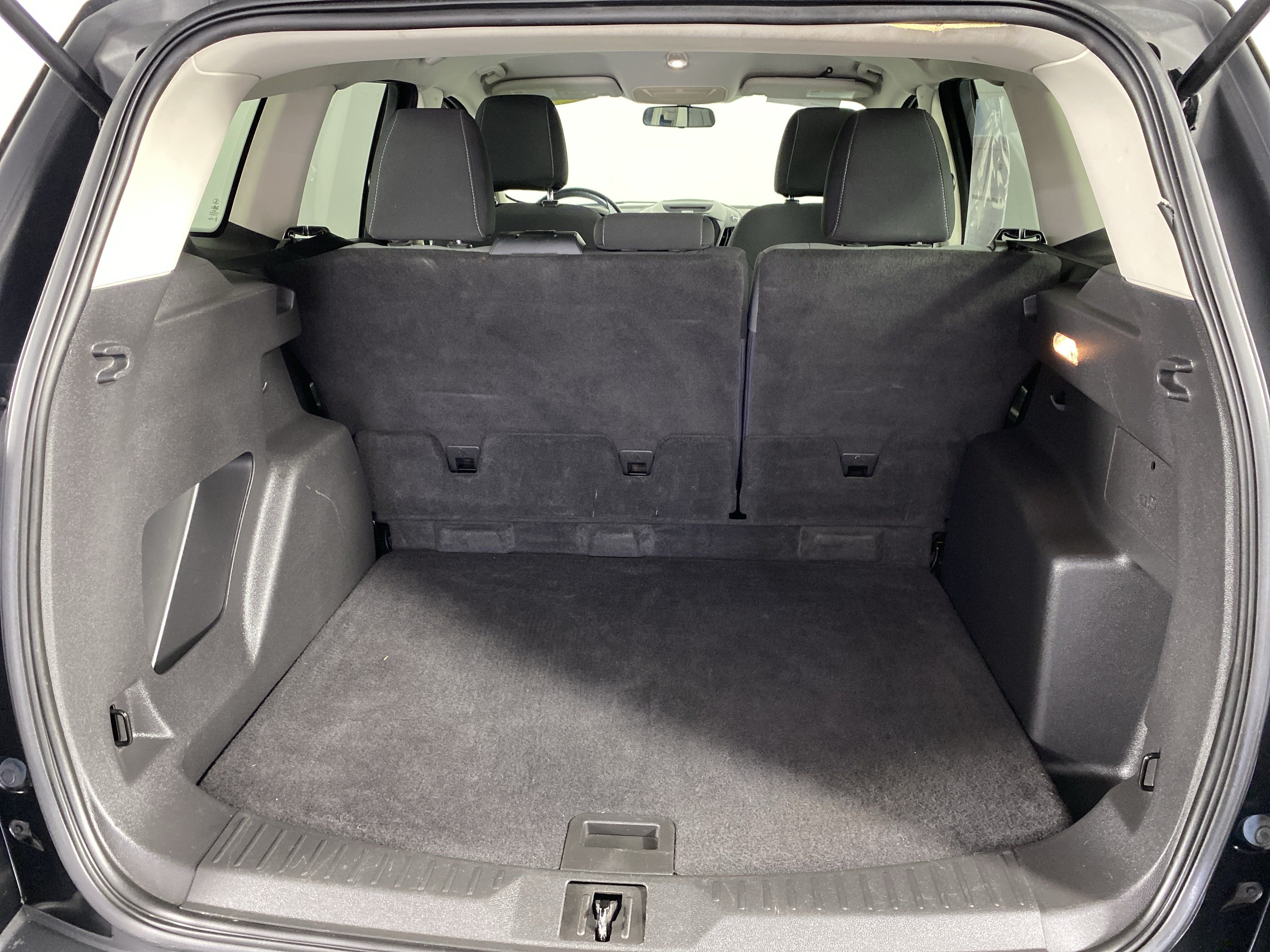 Used 2013 Ford Escape SE FWD image 27