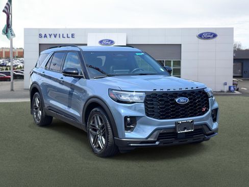 Certified 2025 Ford Explorer ST w/ Sun And Sound Package AWD/4WD image 6