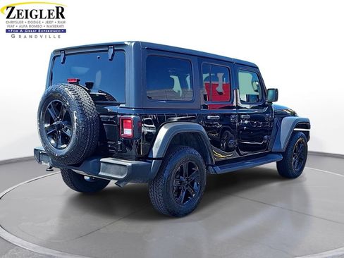 Used 2022 Jeep Wrangler Unlimited Sport AWD/4WD image 5