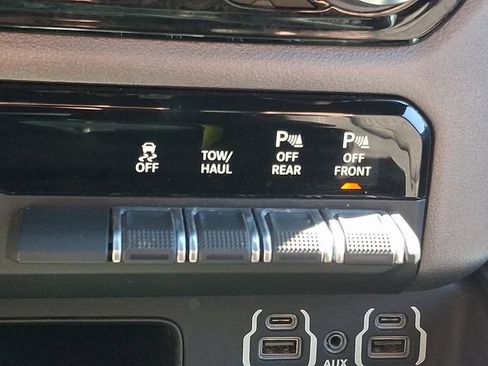 Used 2021 RAM 1500 Big Horn AWD/4WD image 28