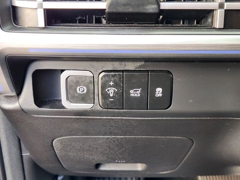 Used 2024 Hyundai Santa Fe Limited image 26