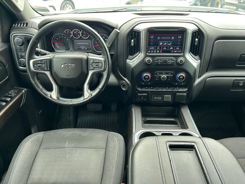 Used 2020 Chevrolet Silverado 1500 RST AWD/4WD image 18
