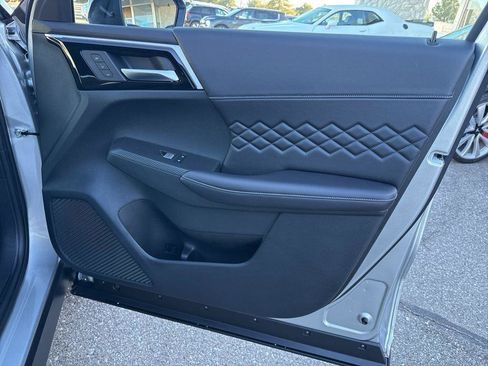 New 2025 Mitsubishi Outlander SEL Black Edition AWD/4WD image 31