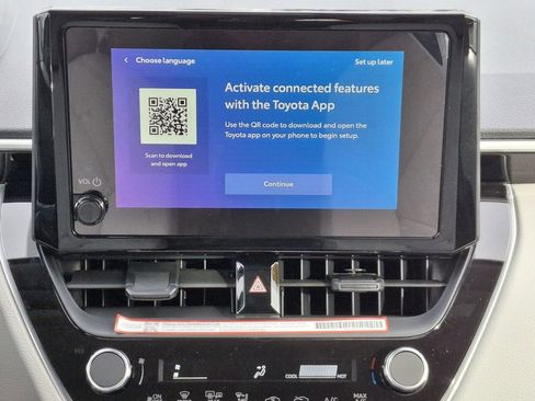 Used 2026 Toyota Corolla Cross L image 18