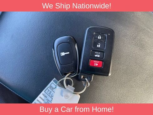 Used 2016 Toyota Avalon XLE Premium FWD image 25