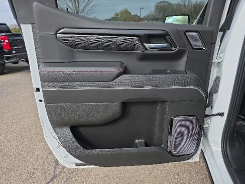 Used 2022 GMC Sierra 1500 AT4X AWD/4WD image 19