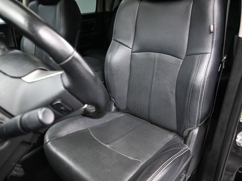 Used 2018 RAM 2500 Laramie w/ Sport Appearance Group image 21