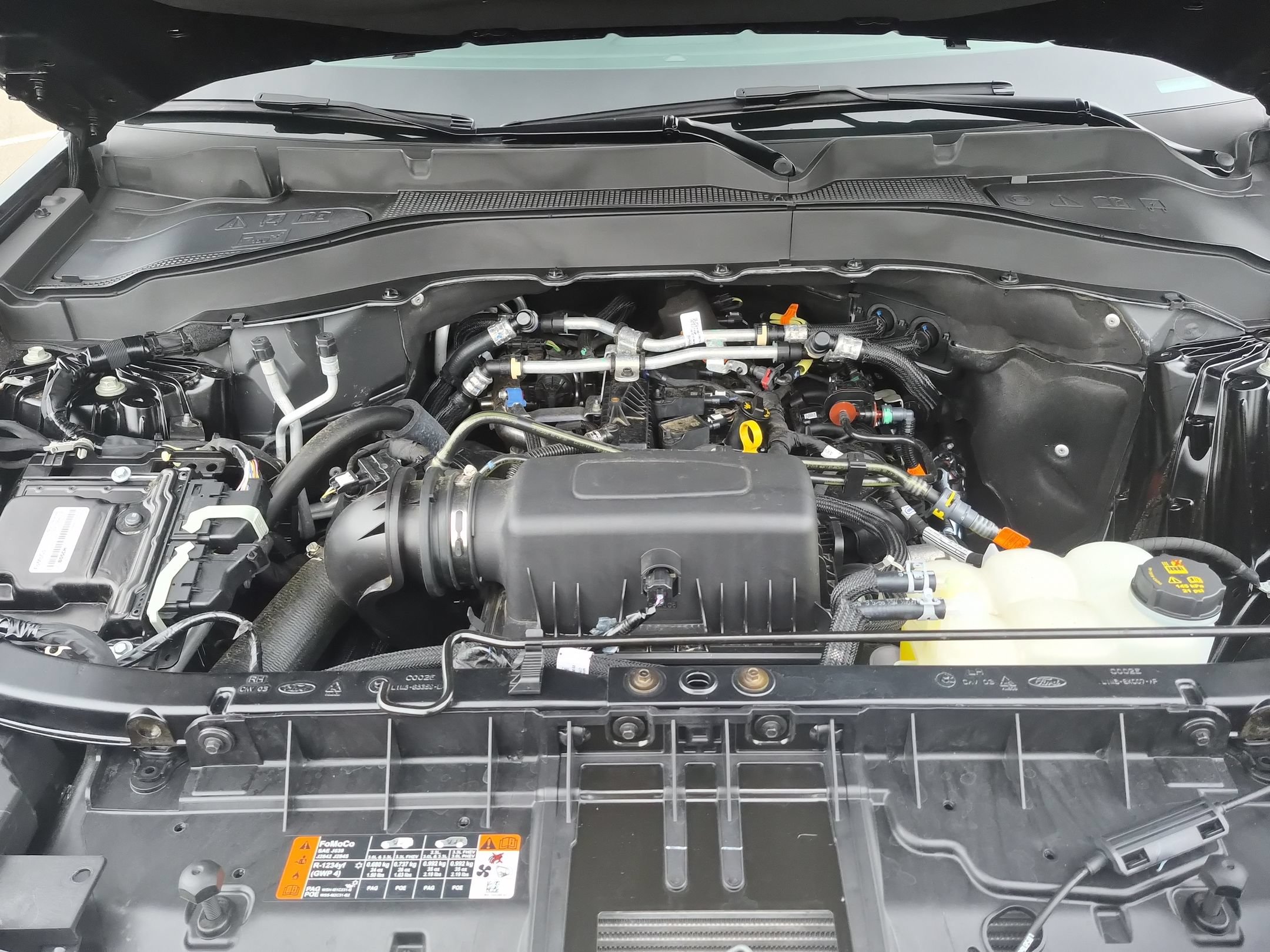 Certified 2024 Ford Explorer XLT AWD/4WD image 39