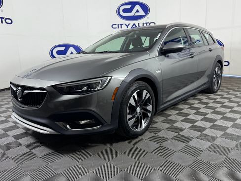 Used 2018 Buick Regal Preferred w/ Sights and Sounds Package image 29