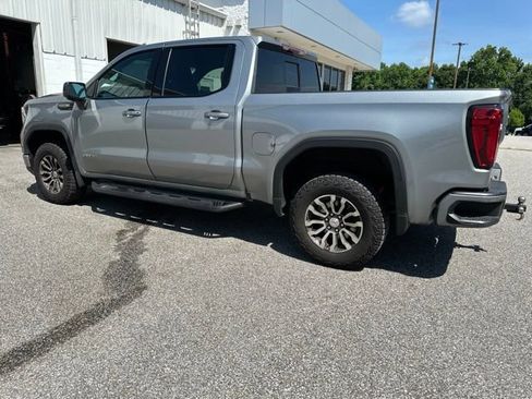 Used 2023 GMC Sierra 1500 AT4 w/ AT4 Premium Package AWD/4WD image 3