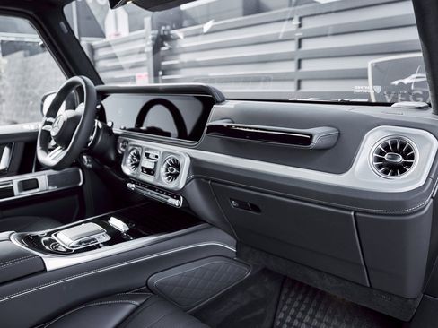 Used 2026 Mercedes-Benz G 63 AMG 4MATIC image 41