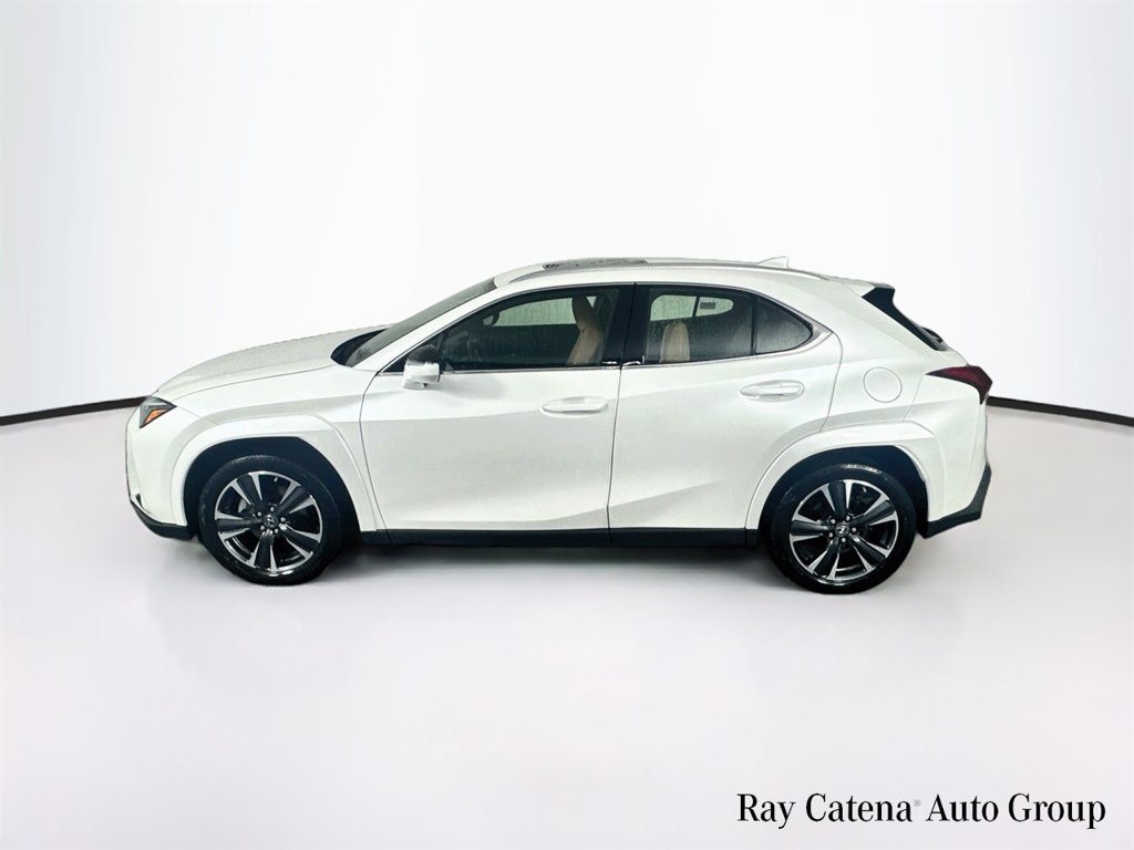 Used 2024 Lexus UX 250h AWD w/ Premium Package image 4