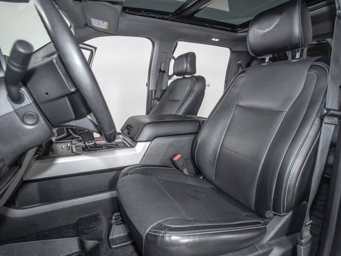 Used 2016 Ford F150 Lariat w/ Equipment Group 502A Luxury AWD/4WD image 11