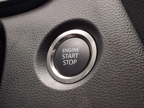 Used 2026 Toyota Corolla SE FWD image 26