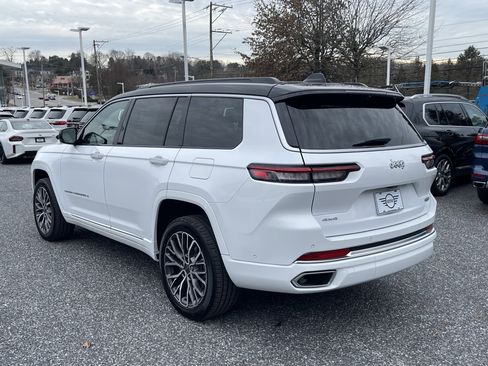 Used 2025 Jeep Grand Cherokee L Summit image 4