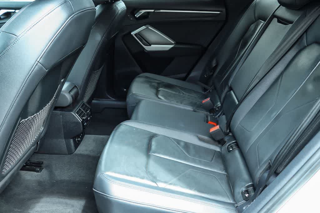 Used 2023 Audi Q3 2.0T Premium w/ Convenience Package AWD/4WD image 21