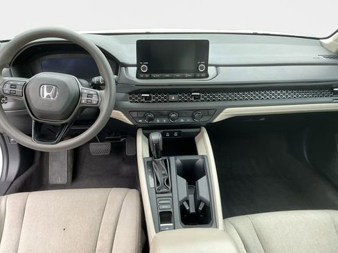 Used 2024 Honda Accord EX image 12