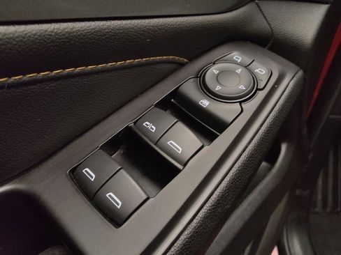 Used 2019 Chevrolet Traverse LT image 27