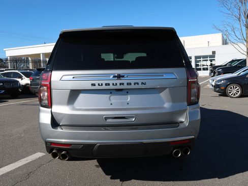 Certified 2024 Chevrolet Suburban High Country image 20
