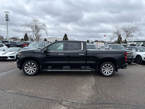 Used 2019 Chevrolet Silverado 1500 High Country w/ Technology Package image 3