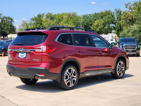 New 2025 Subaru Ascent Limited image 4