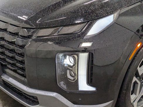 Used 2025 Hyundai Palisade Limited AWD/4WD image 14