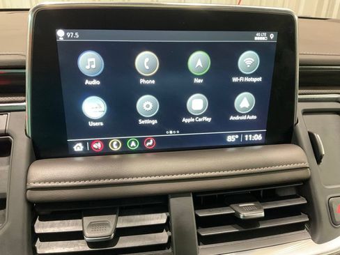 Used 2021 GMC Yukon XL SLT w/ SLT Premium Package RWD image 24