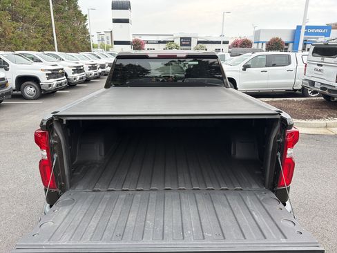 Used 2019 Chevrolet Silverado 1500 RST AWD/4WD image 34