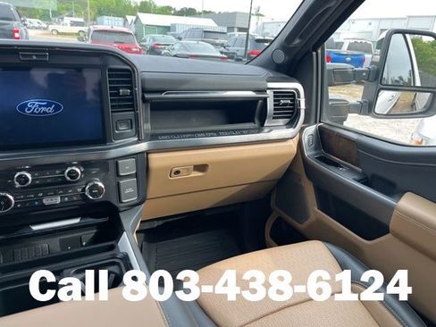 Used 2025 Ford F250 Lariat w/ Lariat Ultimate Package image 12