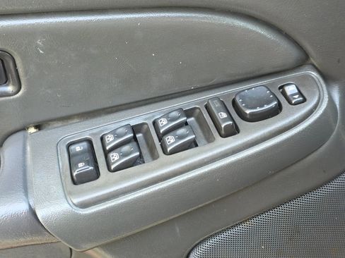 Used 2006 Chevrolet Silverado 1500 LS image 22