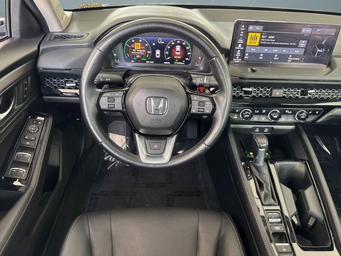 Used 2025 Honda Accord Touring image 29