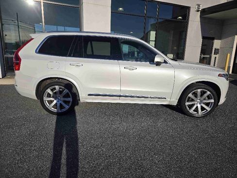 Used 2018 Volvo XC90 T6 Inscription w/ Protection Package image 2