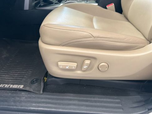 Used 2019 Toyota 4Runner 4WD image 41