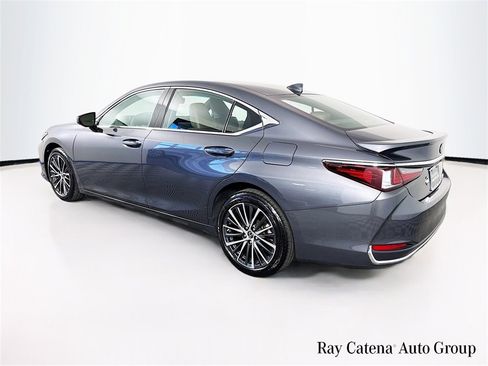 Certified 2023 Lexus ES 250 w/ Premium Package image 5
