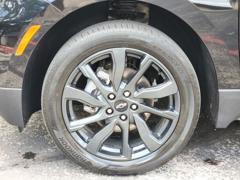 Used 2023 Chevrolet Equinox RS AWD/4WD image 9