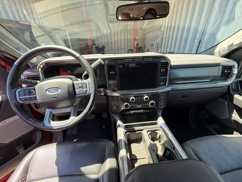 Used 2024 Ford F350 Lariat w/ Lariat Ultimate Package AWD/4WD image 17