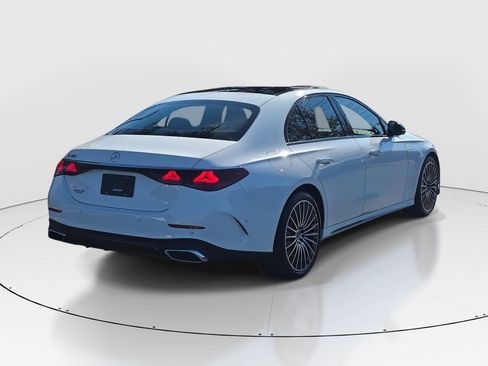 New 2026 Mercedes-Benz E 350 Sedan image 5