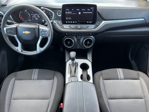 Used 2025 Chevrolet Blazer LT image 14